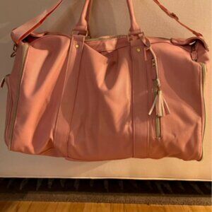 Impressive Luhxe Travel Bag